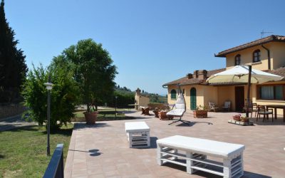 Appartamento in agriturismo vicino Firenze con piscina e vista panoramica